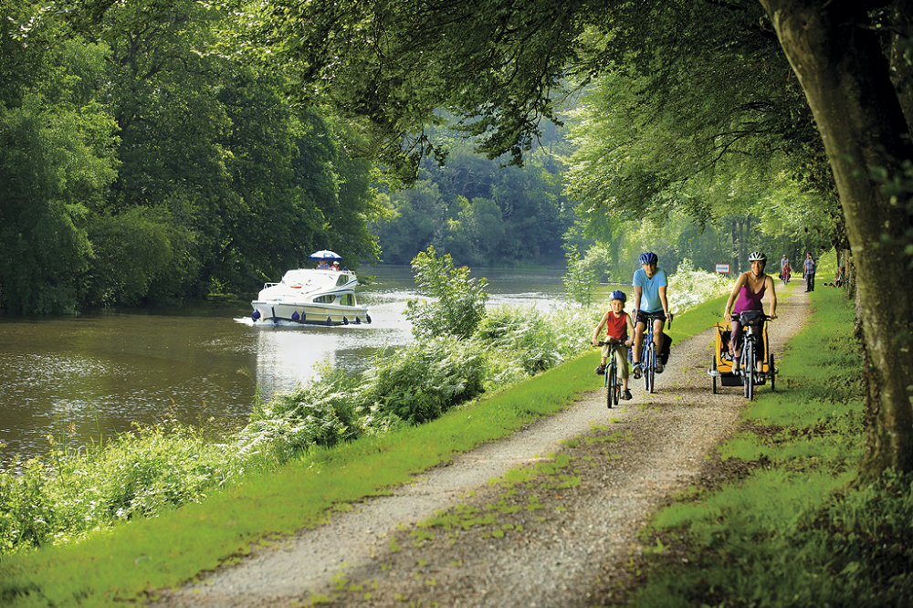 Bel Hôtel Redon canal de Nantes à Brest vélos